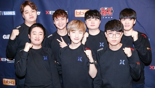 依然与总冠 依然与总冠