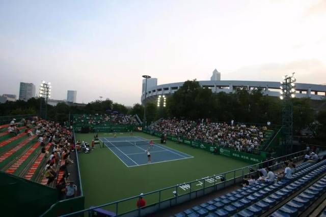 是他作为名 是他作为名